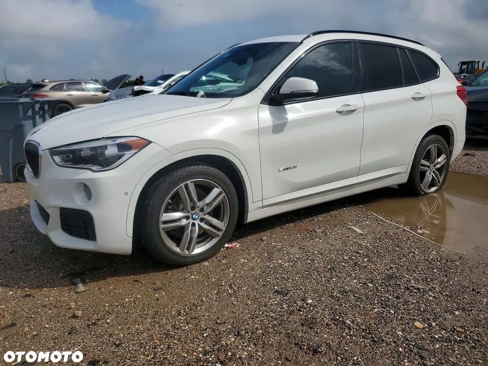 BMW X1 - 1
