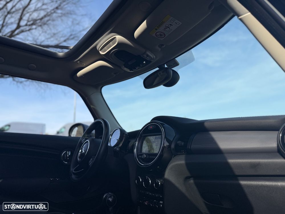 MINI 5 Portas Cooper D - 24