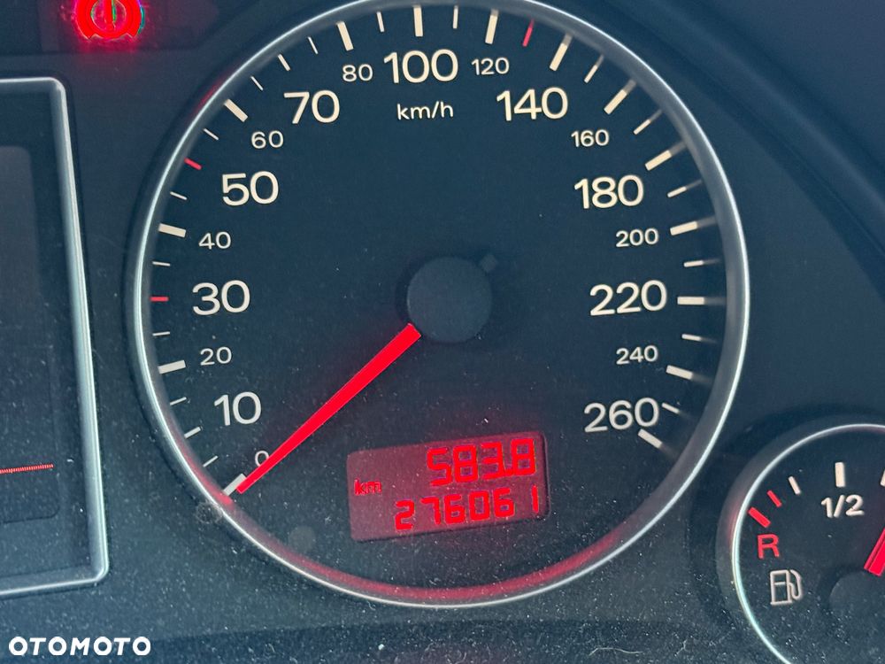 Audi A4 Avant 2.0 TDI DPF - 6