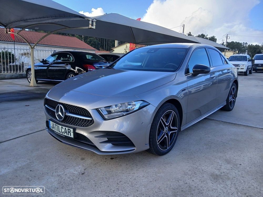 Mercedes-Benz A 250 e 8G-DCT Lim. Special Edition - 4