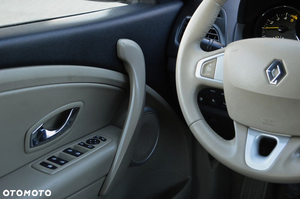 Renault Fluence 1.5 dCi Privilege - 20