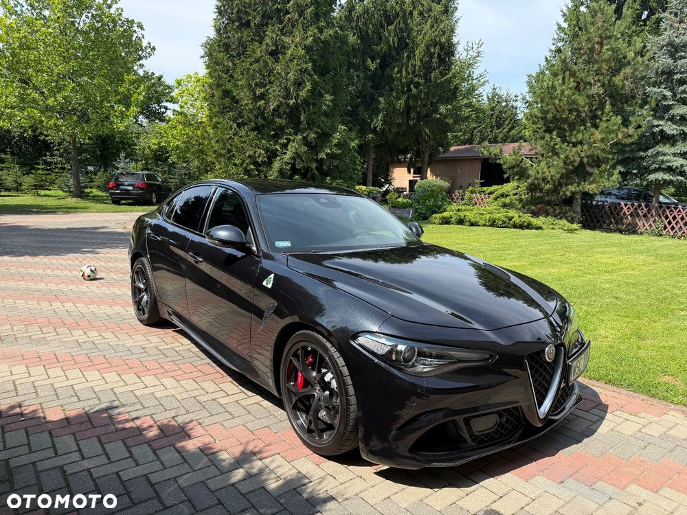 Alfa Romeo Giulia 2.9 Bi Turbo V6 Quadrifoglio - 1