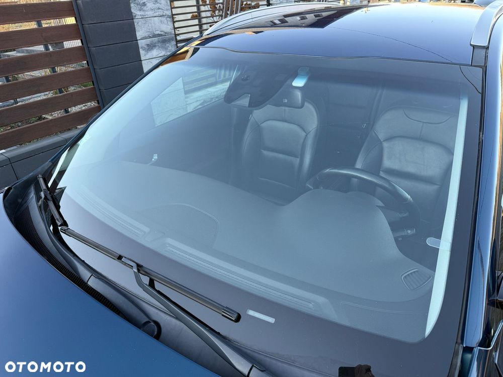 Kia Niro 1.6 GDI Hybrid L Business Line - 12