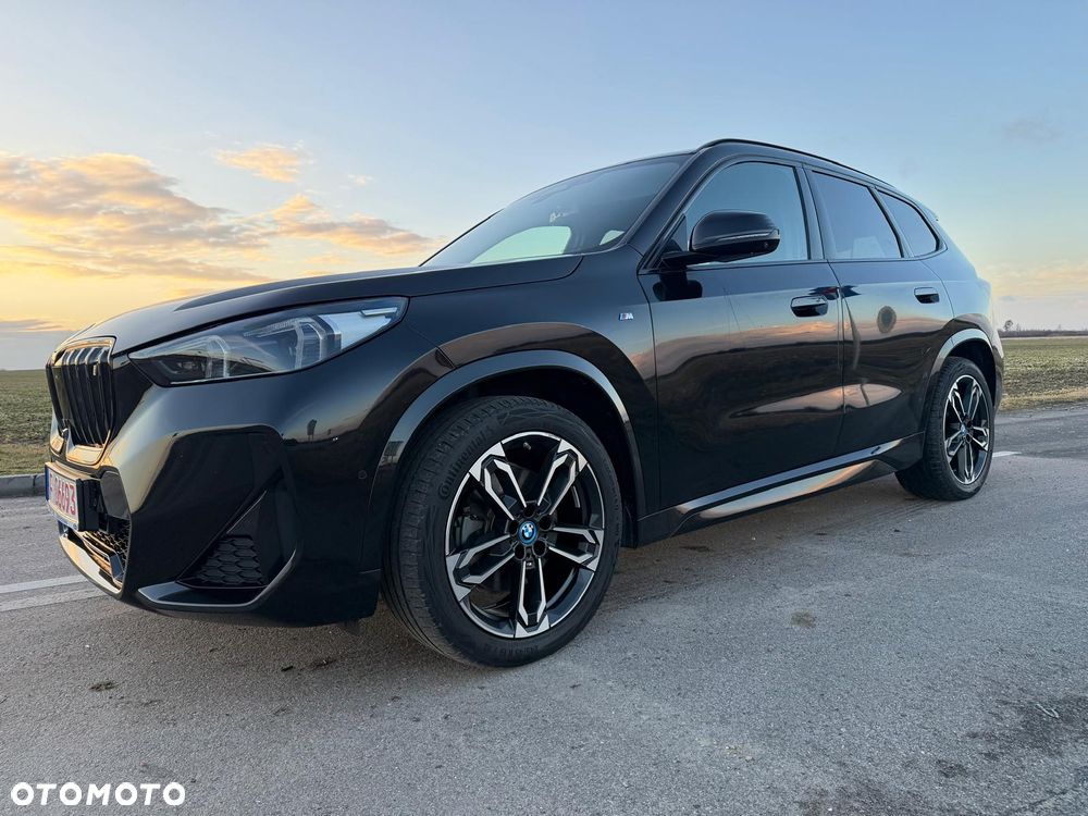 BMW iX1 - 14