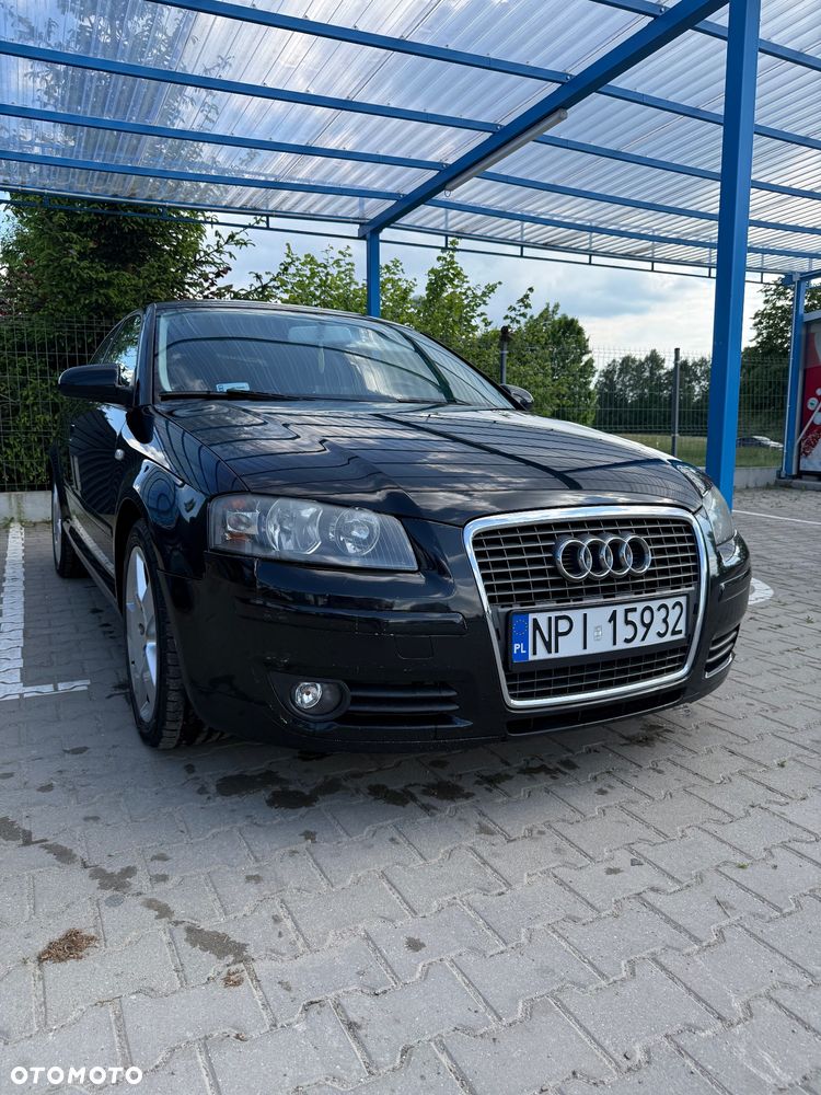 Audi A3 3-drzwiowe 1.6 FSI Ambition - 2