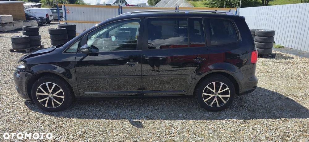 Volkswagen Touran 1.6 TDI DPF DSG Trendline - 8