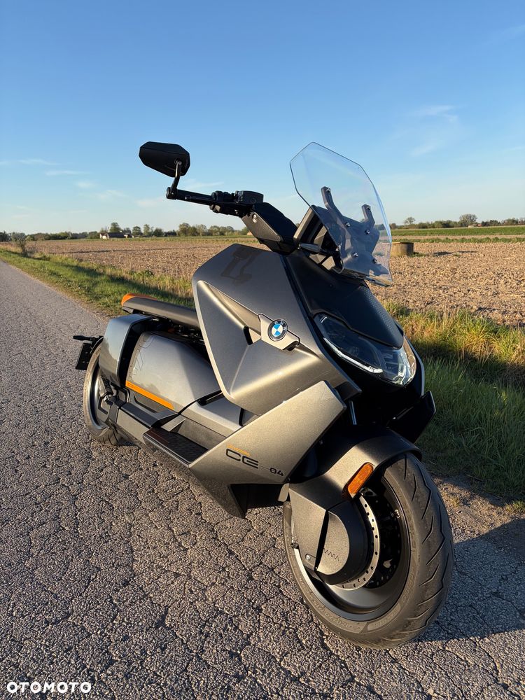 BMW CE 04 - 1