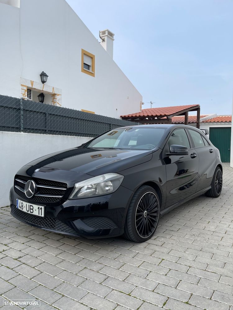 Mercedes-Benz A 180 CDI (BlueEFFICIENCY) Urban - 1