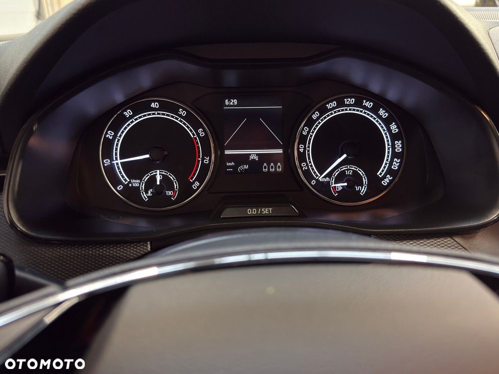 Skoda Kamiq 1.0 TSI Ambition - 31