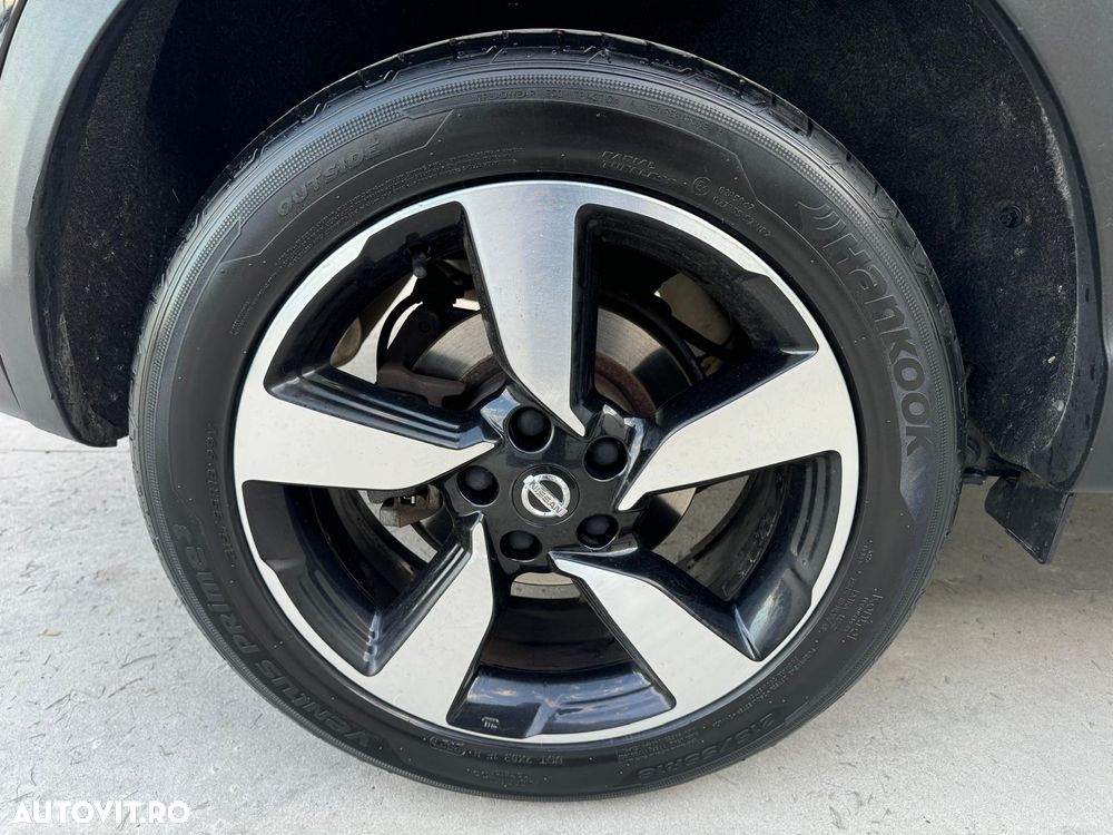 Nissan Qashqai 1.6 DCI Xtronic TEKNA - 25