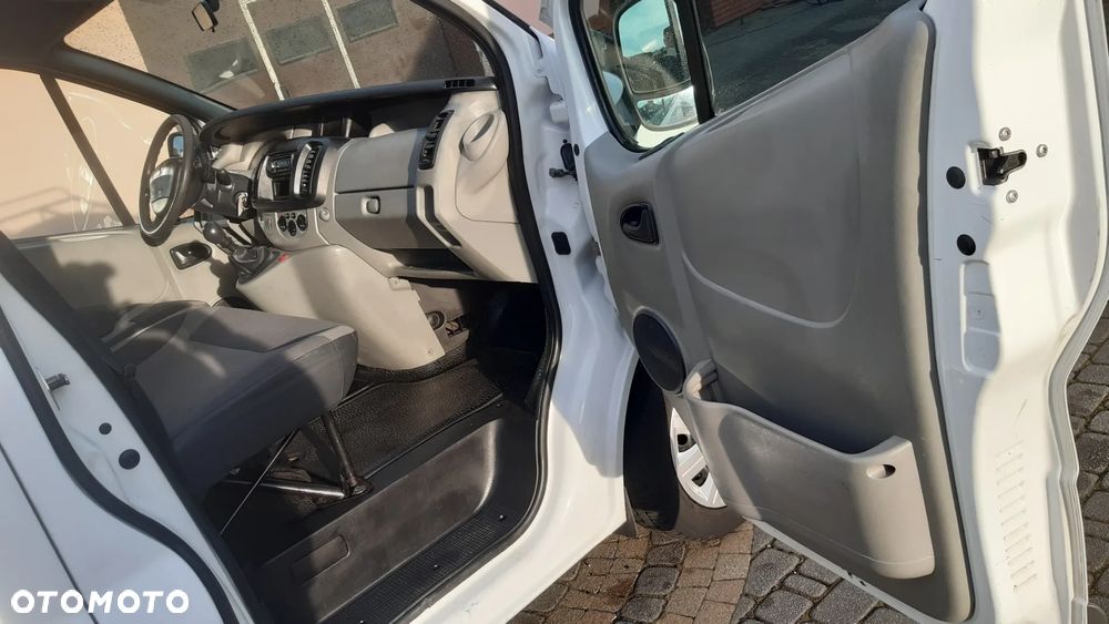 Renault TRAFIC - 5