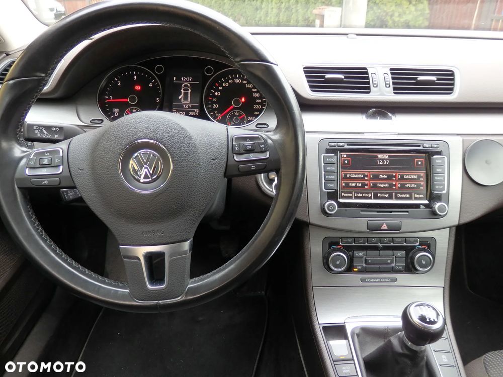 Volkswagen Passat 2.0 TDI Comfortline CityLine - 36