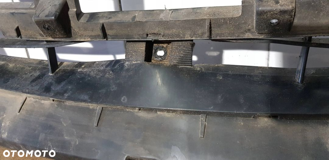 Isuzu D-Max ii Grill Atrapa - 5