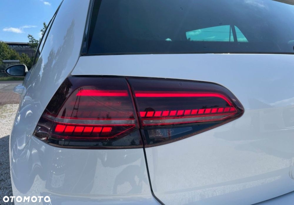 Volkswagen Golf - 17