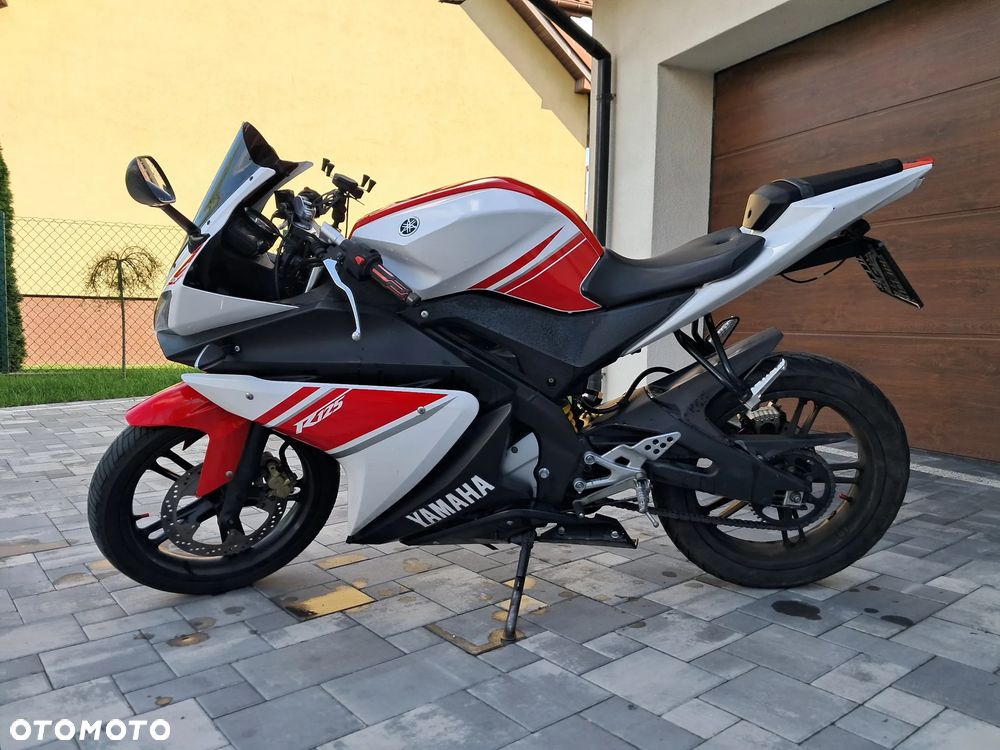 Yamaha YZF - 3