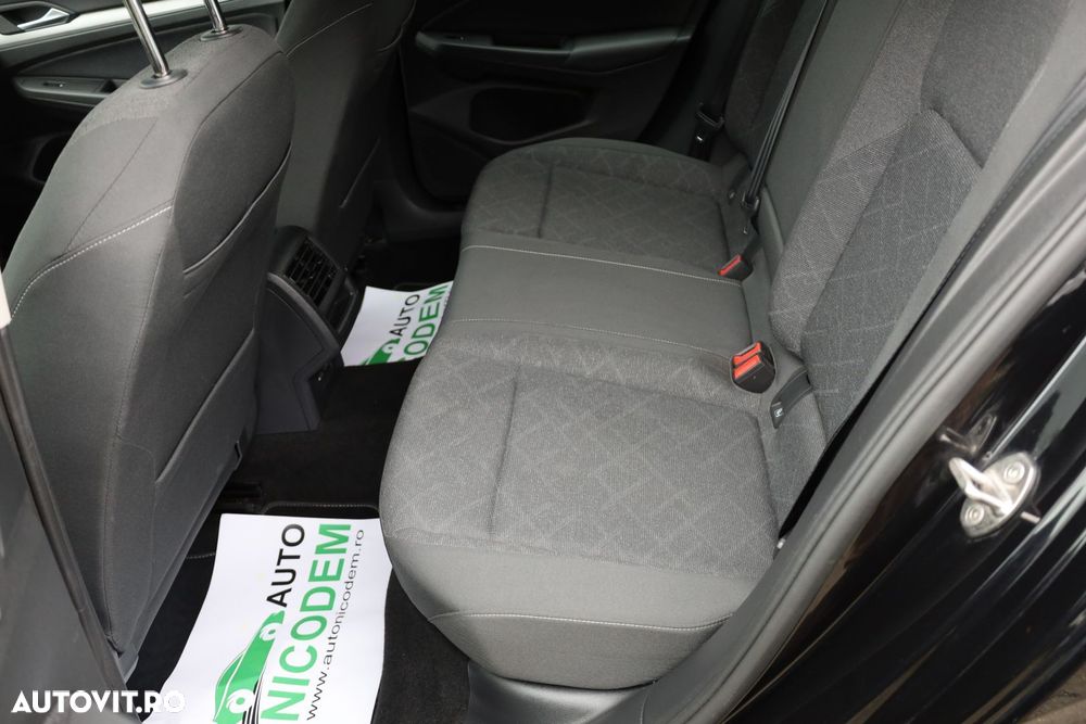 Volkswagen Golf 1.5 eTSI ACT DSG MHEV Life - 13