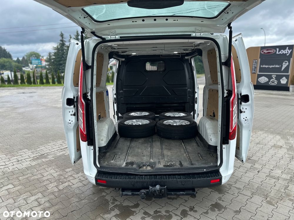 Ford Transit Custom - 16