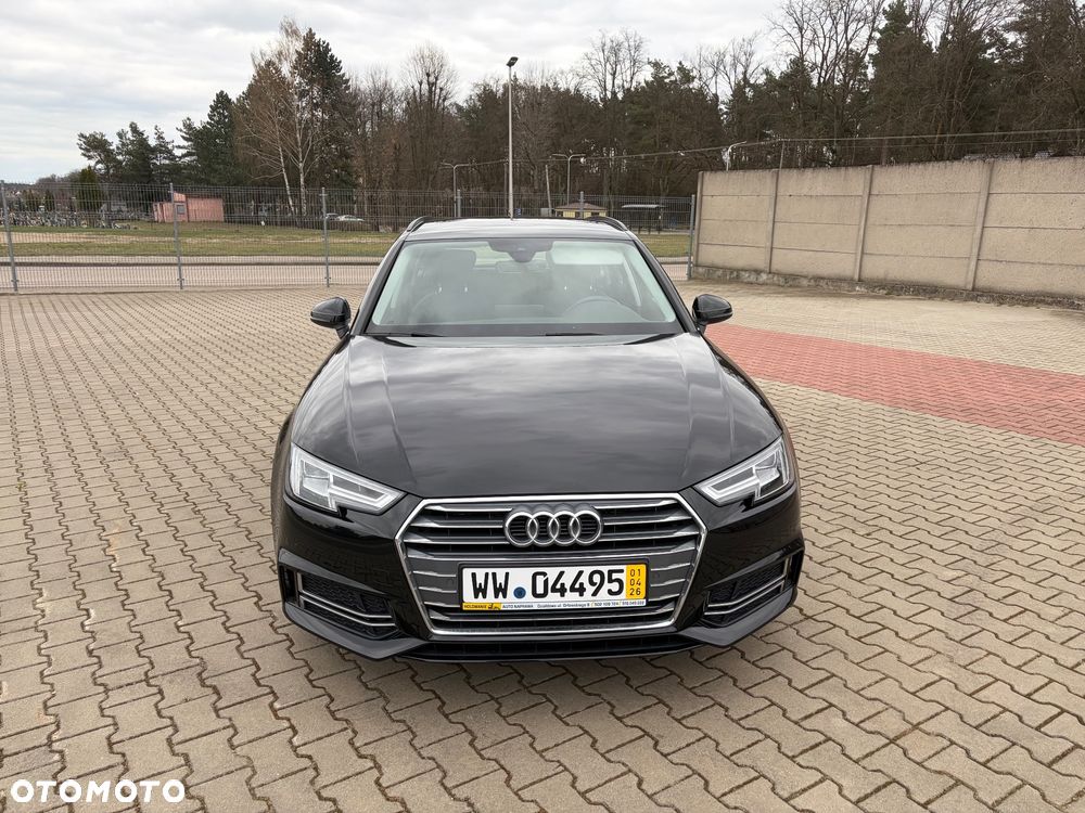 Audi A4 Avant 2.0 TDI DPF clean diesel multitronic S line Sportpaket - 3