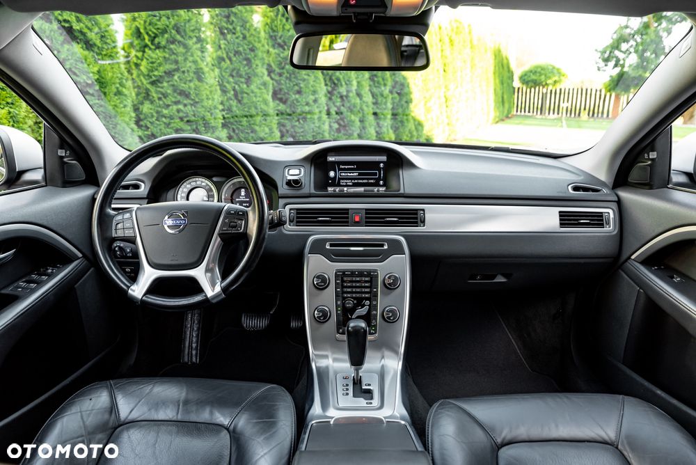 Volvo XC 70 D5 AWD Geartronic Summum - 27