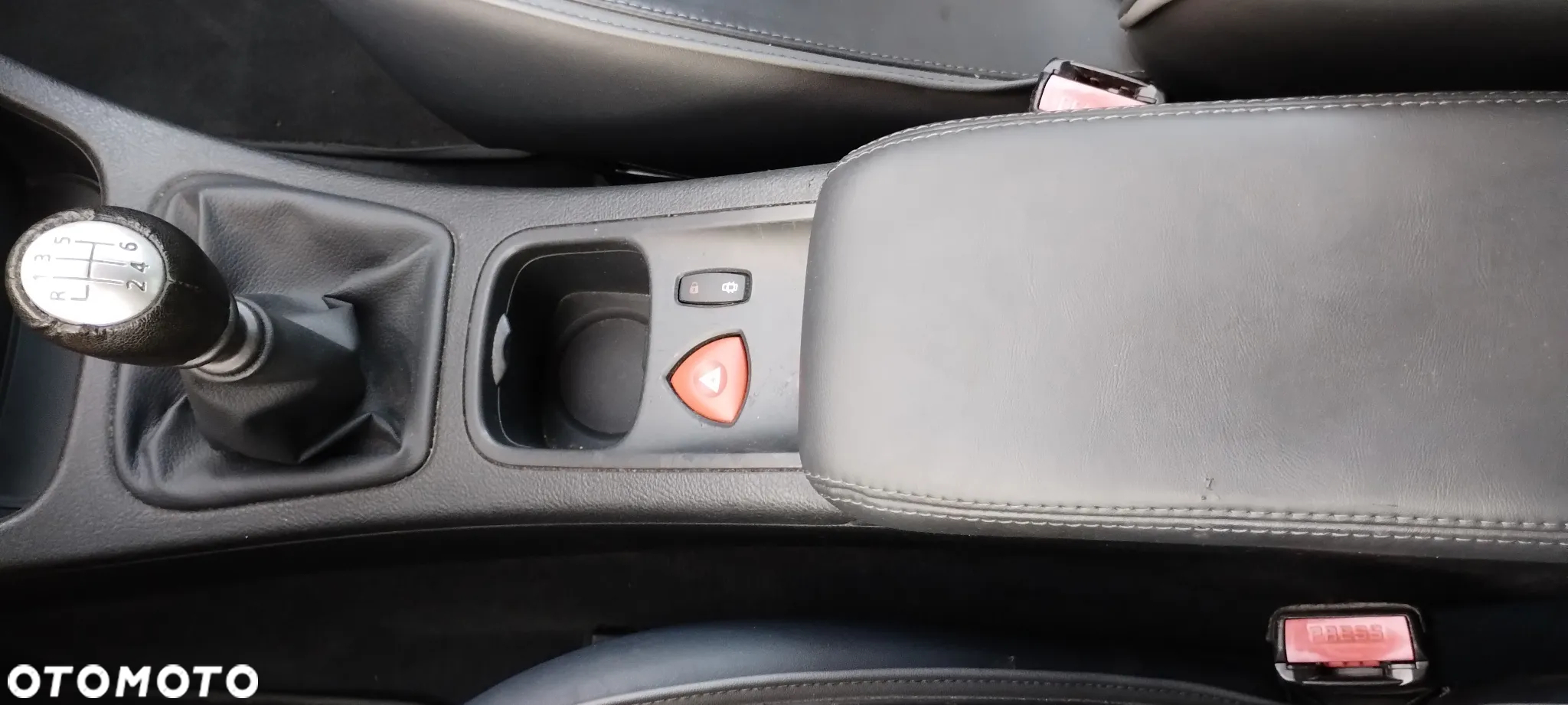Renault Laguna 2.0 Turbo Initiale - 25