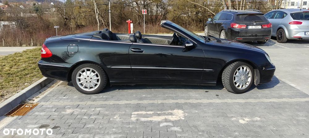 Mercedes-Benz CLK - 3