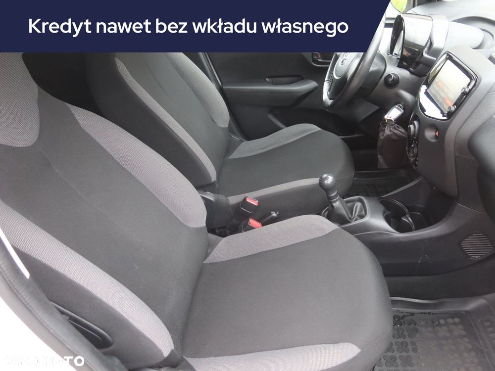 Toyota Aygo - 10