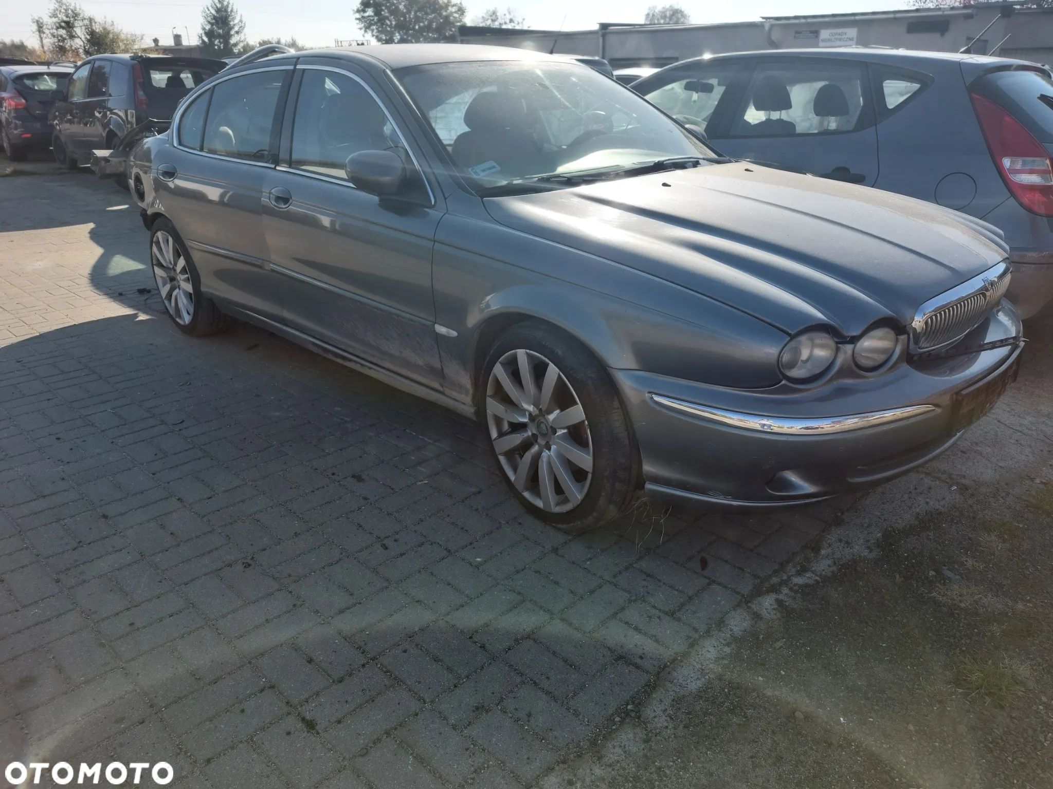 Jaguar X TYPE na części 2,0 D SILNIK 2,0D  SKRZYNIA ALTERNATOR ROZRUSZNIK DRZWI SZYBY MASKA LAMPY FELGI KOŁA LUSTERKA - 1