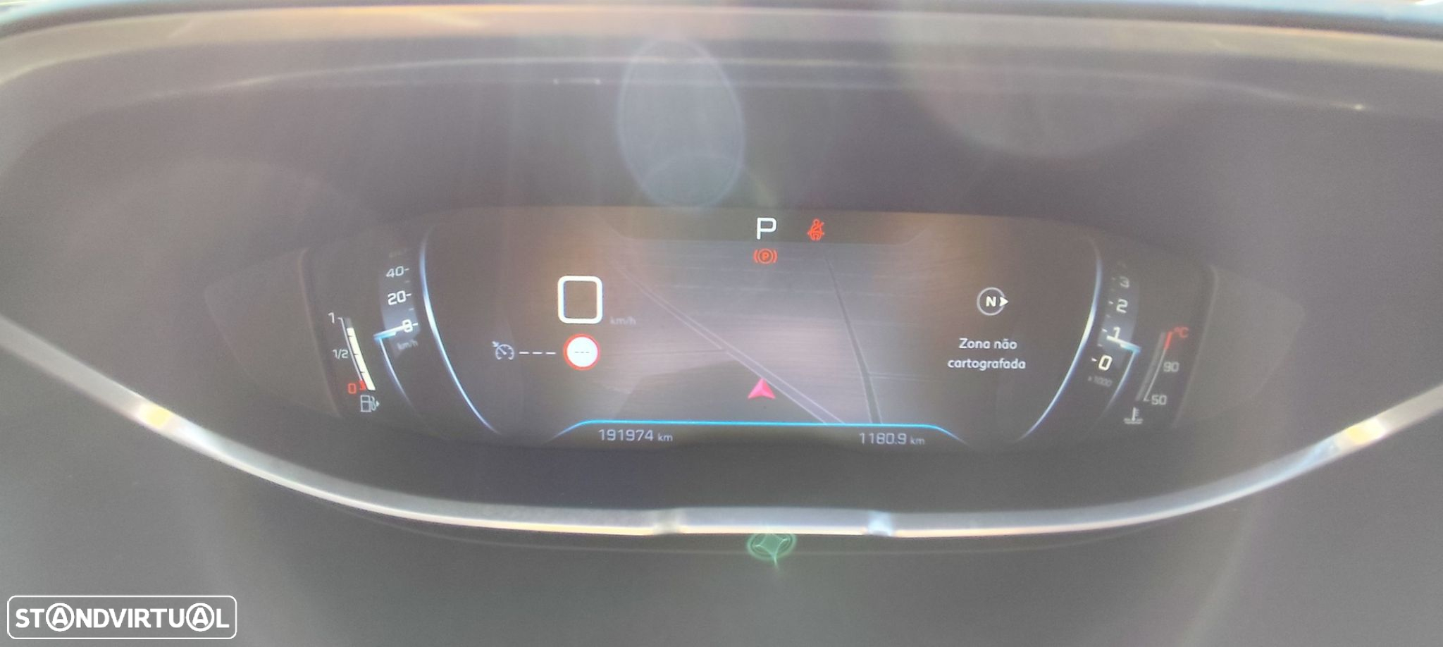 Peugeot 5008 1.6 BlueHDi Allure EAT6 - 31