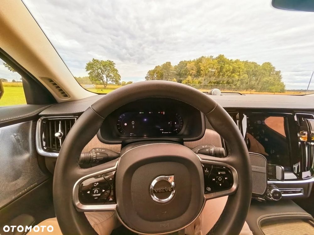 Volvo S90 - 31