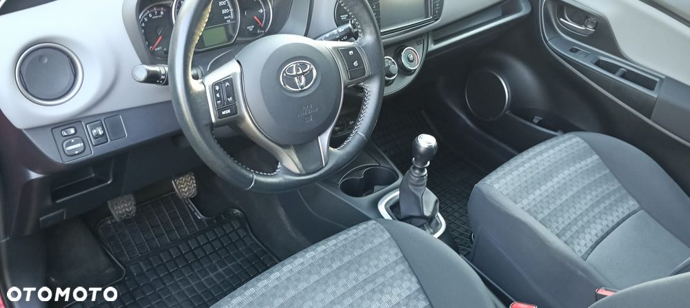 Toyota Yaris 1.33 VVT-i Cool - 13
