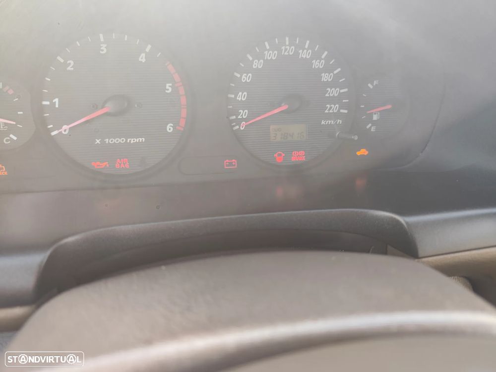 Hyundai Santa Fe 2.0 CRDi Family 4WD - 6