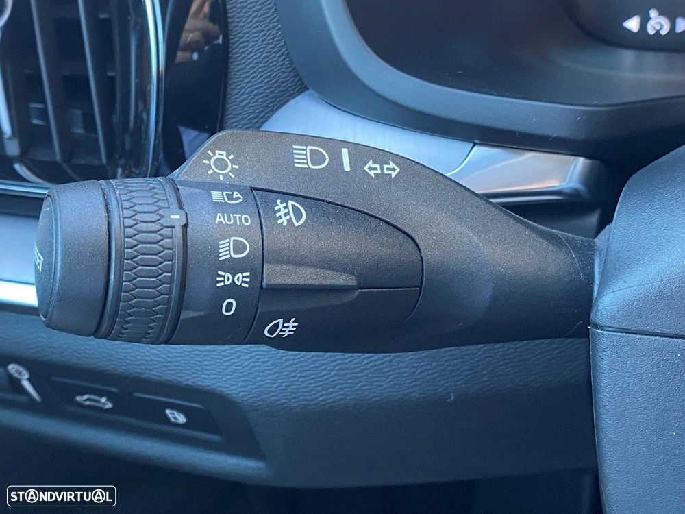 Volvo V60 2.0 T6 AWD TE Inscription Expression - 33