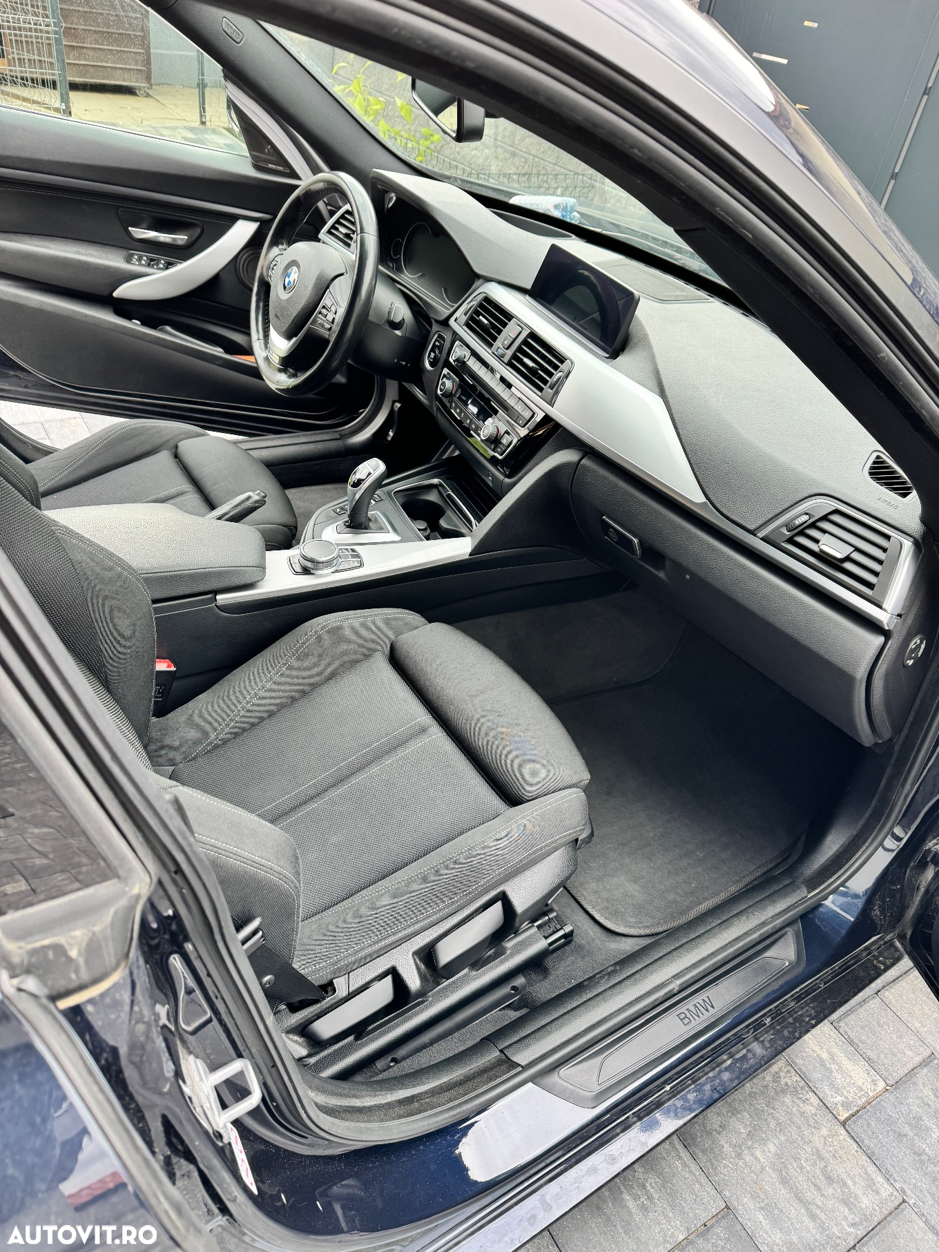 BMW Seria 3 320d GT Aut. - 9