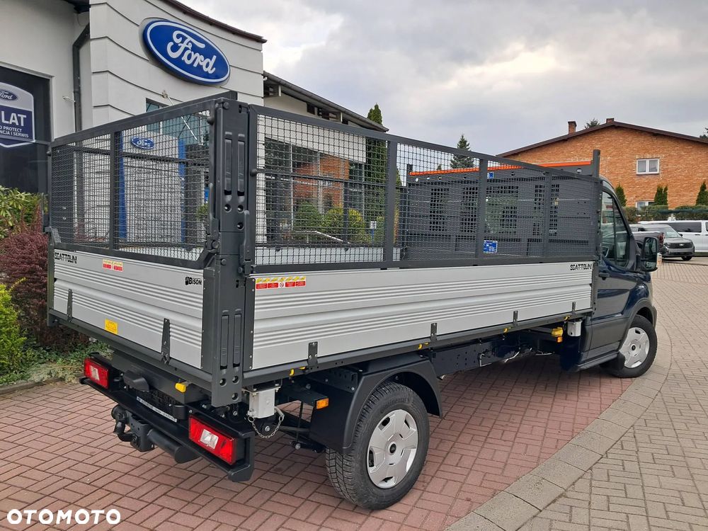 Ford Transit - 11