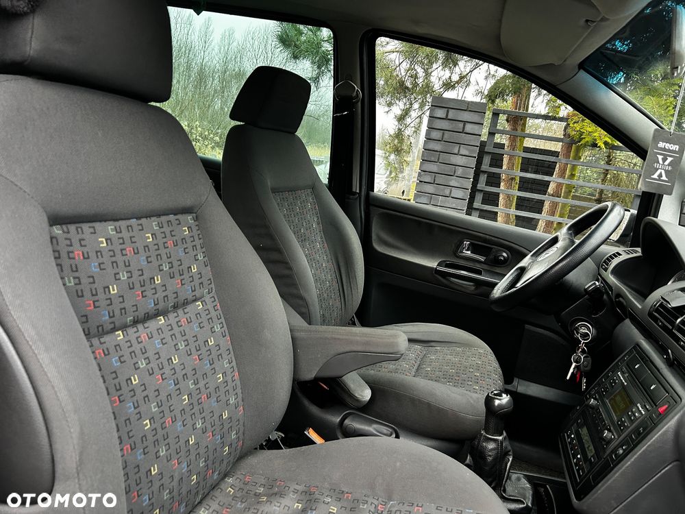 Volkswagen Sharan 1.8T Highline - 21