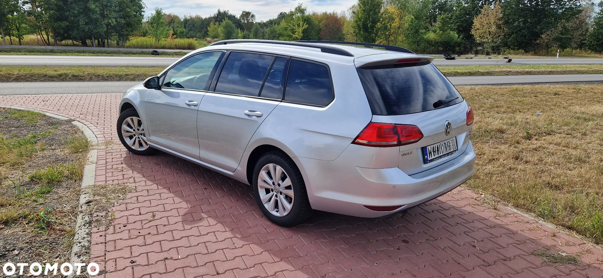 Volkswagen Golf VII 1.6 TDI BMT Comfortline - 5