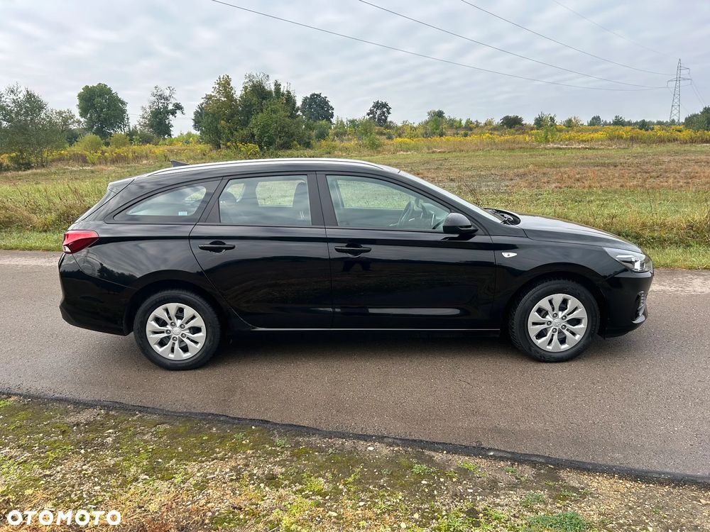 Hyundai i30 1.5 DPI Modern - 9