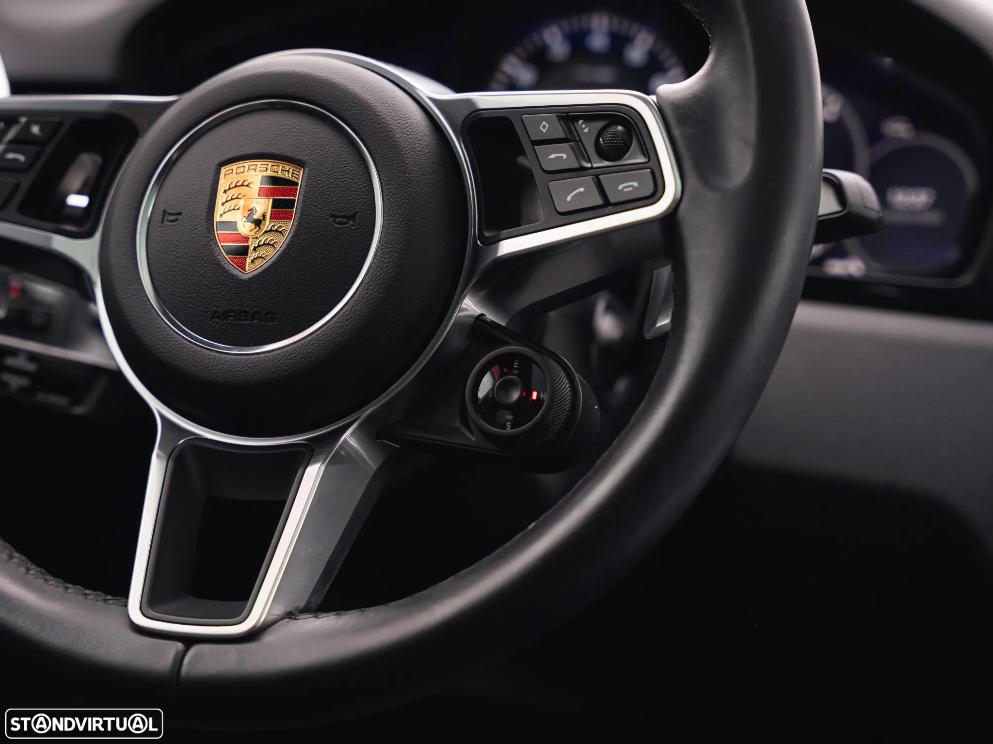Porsche Cayenne Coupé E-Hybrid - 15