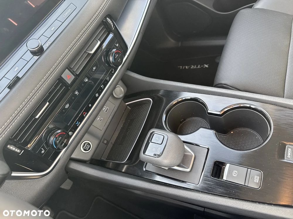 Nissan X-Trail - 15