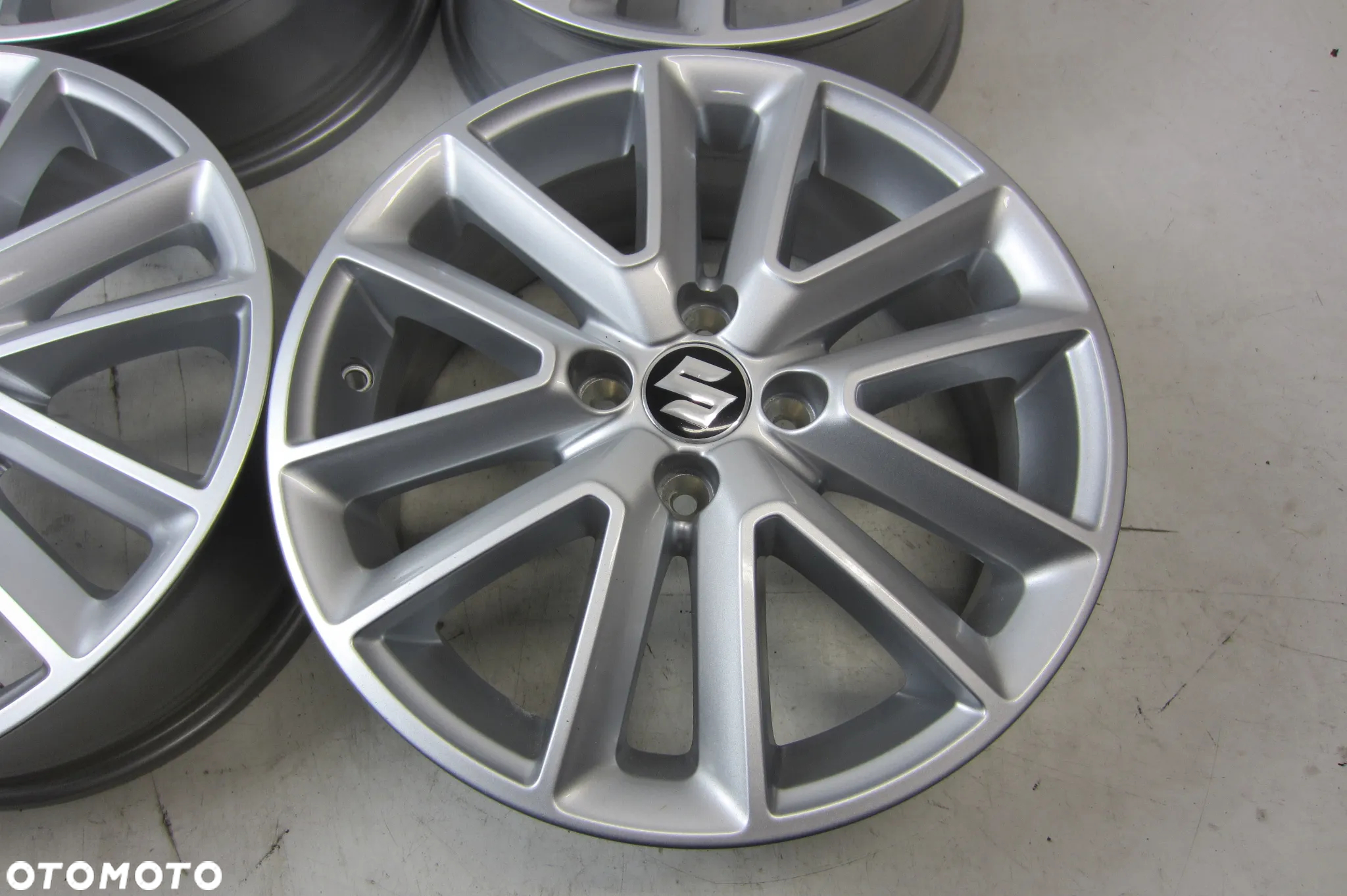 FELGI ALUMINIOWE 16 SUZUKI BALENO SWIFT IGNIS II ET40 - 5