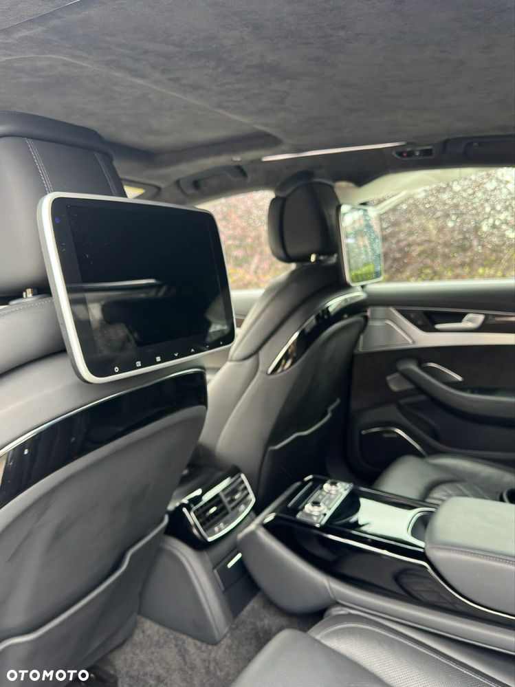 Audi S8 Plus 4.0 TFSI Quattro - 9