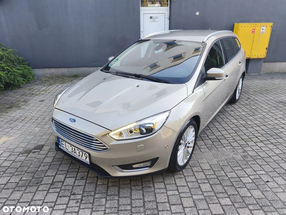 Ford Focus 1.5 EcoBoost Titanium ASS - 4