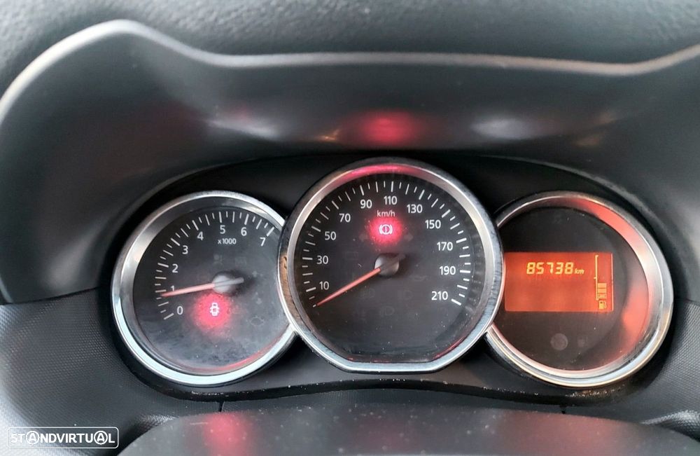 Dacia Duster 1.5 dCi Prestige - 27