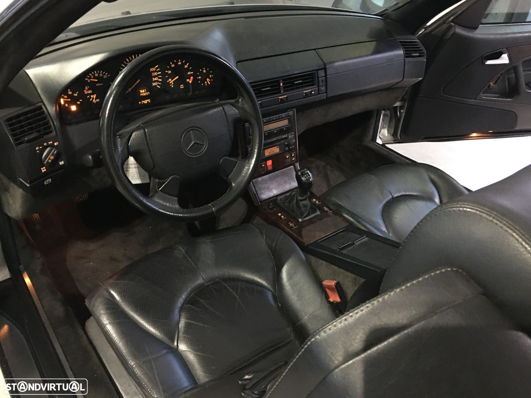 Mercedes-Benz SL 280 Standard - 12