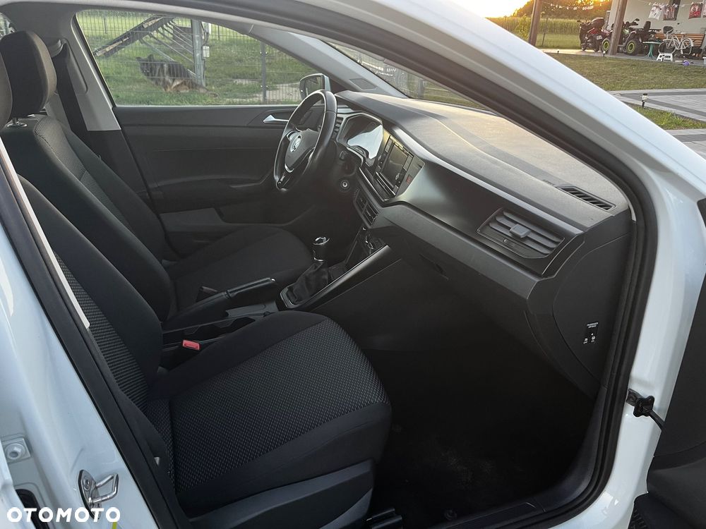 Volkswagen Polo - 18