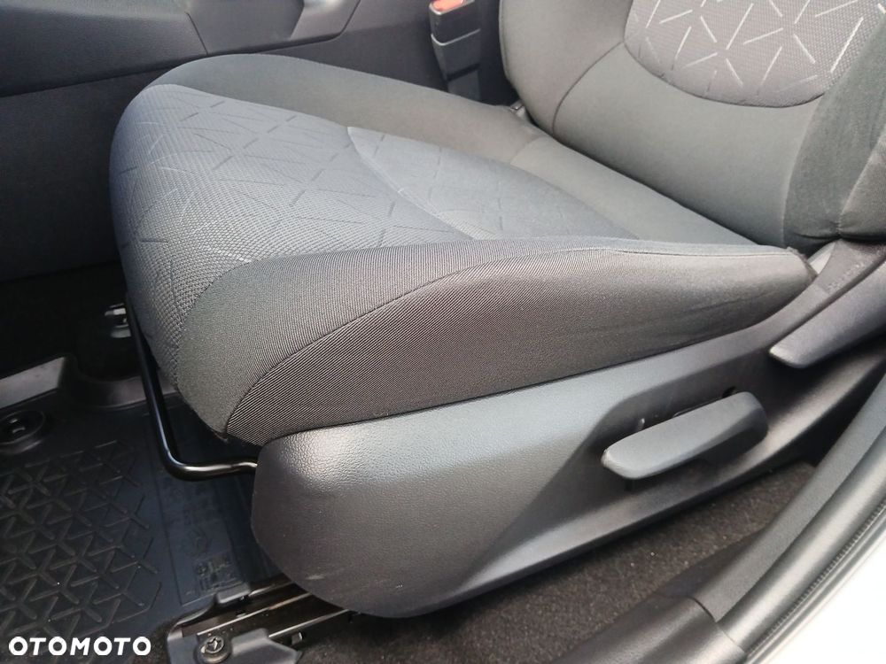 Toyota RAV4 2.0 Comfort 4x2 - 31