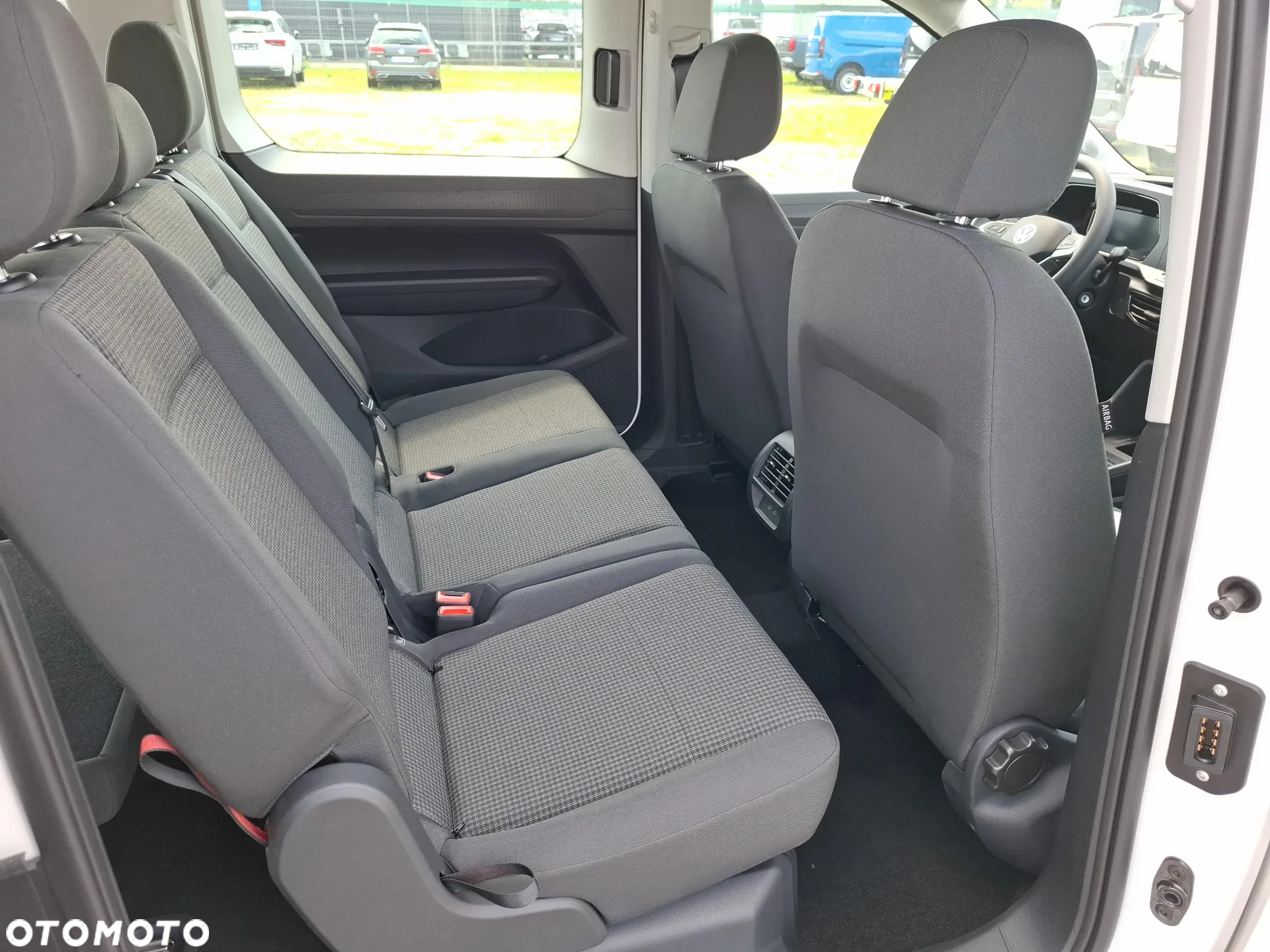 Volkswagen Caddy Maxi 2.0 TDI - 12