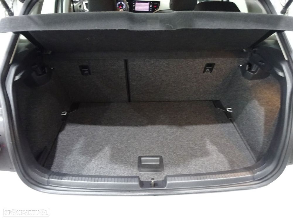 VW Polo 1.0 Confortline - 30