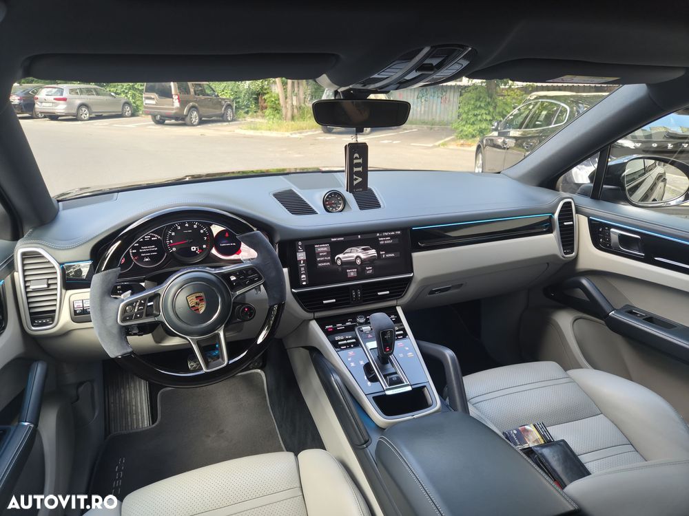 Porsche Cayenne Coupe Standard - 19
