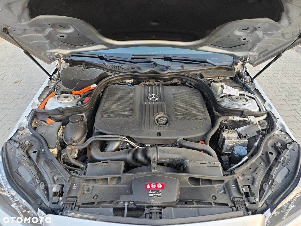 Mercedes-Benz Klasa E 300 BlueTec Hybrid - 11
